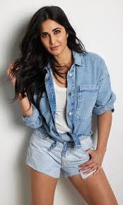 Katrina Kaif Is a Complete Stunner In Denim Look!