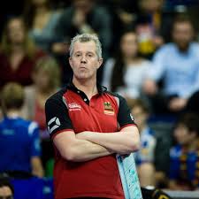 Heynen kariyerine memleketi kulübü noliko maaseik 'de voleybol koçu olarak başladı. Vital Heynen Tritt Als Volleyball Bundestrainer Zuruck Mehr Sport