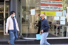 El ministerio de empleo no sabe de dónde vendrá este dinero. Mercado De Trabajo La Seguridad Social Recupera Los 19 Millones De Cotizantes Aunque El Paro Subio En 25 269 Personas En Noviembre Publico