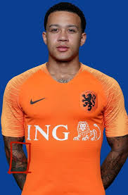 'lion' tattoo on his back and on his left leg. I Was Today Years Old When I Realized Dutch Football Player Memphis Depay Has A Tattoo Of Aang On His Right Arm Thelastairbender