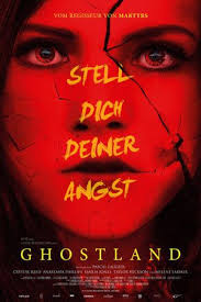 Nella casa ci sono parecchie bambole, di cui l'anziana signora faceva collezione. La Casa Delle Bambole Ghostland 2018 Guarda Film Streaming Completo Ita