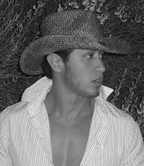 Jeremy Aragon's Instagram, Twitter & Facebook