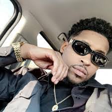 Neil Ramey's Instagram, Twitter & Facebook