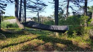 Just check out here these diy hammock stand plans & ideas with step by step tutorial that are amazing, durable and has creatively been built at home without getting a bit expensive! Diy Bridge Hammock Dutchware