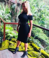 Carol Vorderman Porn Pic - EPORNER