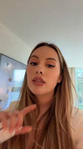 Conocías los beneficios de nuestra moringa? 🌿 Es una fuente natural de  multivitaminas y minerales, extremadamente baja en grasas y no contiene  colesterol dañino! 👇🏼 🧡 ayuda a controlar el prediabetes, diabetes