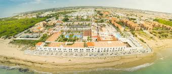 Hotel la parrita is located in rota, on the bay of cadiz, 5 minutes' walk from the bus station. Die Besten Hotels In Rota 4 Playa De La Luz Hace Hoteles