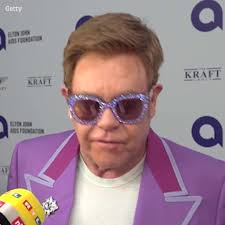 Brian Dowling dancing with Lorna Nolan before he hosted The Gossies at the  Mansion House tonight #Gossies2020