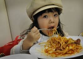 Business closes 98 cent store, focuses