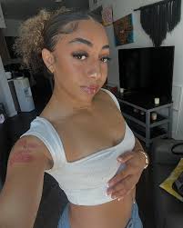 shawtyyyyy tooooooo fyeeeee 🤳🏾 #explore