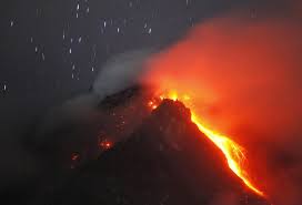 Best Volcano Eruption Photos Of 2015 Volcano Photos Volcano North Sumatra