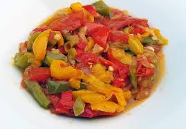 Voici Mes Chers Epicuriens Une Delicieuse Nouvelle Recette Pour Cet Ete Une Recette De Saison Donc Recettes De Cuisine Recette Poivron Recette Poivrons Verts