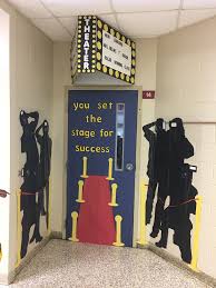 This pack includes so many great things from classroom labels and decor to behavior management systems to make your movie theme come to life! Hollywood Theme Door Completed Hollywood Theme Classroom Hollywood Theme Classroom Door Hollywood Classroom