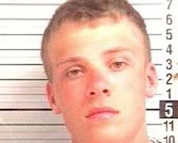 Police: Spring breaker nabs cash, gets caught