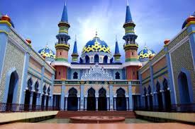 Masjid tiban merupakan tempat ibadah, jadi kamu tidak perlu membayar tiket. Masjid Tiban Malang Posts Facebook