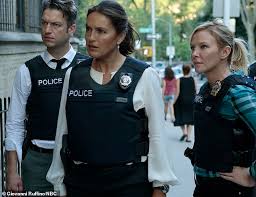 Special victims unit cast list. Law Order Svu Tries To Hire Every Broadway Actor It Can Find For Its New Season Amid Shutdown Aktuelle Boulevard Nachrichten Und Fotogalerien Zu Stars Sternchen