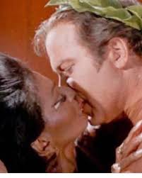 Marc Knobloch (@AKIdiamonds)