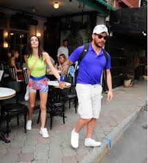 İlişkiyi bitiren taraf ise ebru şallı oldu. Bosanacaklari Iddia Edilmisti Sinan Akcil In O Sozleri Ebru Salli Ya Gonderme Mi