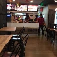Amerikanska restauranger i kuala terengganu, malaysia: Pizza Hut Kuala Terengganu Terengganu