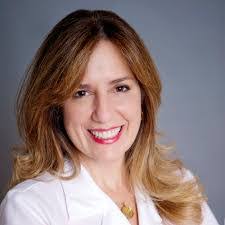 Christi Hansen's Instagram, Twitter & Facebook