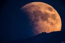 best photos of the total lunar eclipse photo outdoors adventure lunar eclipse pinterest