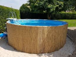 Frame Pool Mit Bambusmatten Verkleiden Geht Ganz Einfach Und Schnell Und Sieht Viel Schoner Aus Frame Pool Transformation Bambusmatte Schwimmbaddecks Und Gunstiger Pool