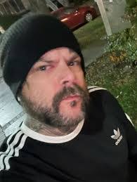 Joan Ledbetter's Instagram, Twitter & Facebook