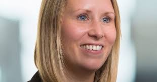 Laura Derry's Instagram, Twitter & Facebook