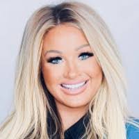 Katrina Richmond's Instagram, Twitter & Facebook