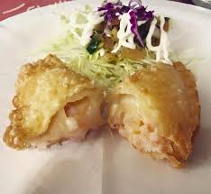A gourmet food truck with a variety of delectable items, all containing fresh produce from organic farms. Del Solar Fish Tacosa Los Angeles Roaming Hunger