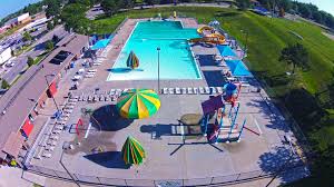 Community centers recreation centers (1) 8. Gladstone Municipal Pool Waters Edge Aquatic Design