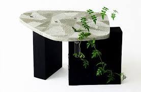 It is an enclosed zen garden built into an end table. Inspired By Beautiful Japanese Zen Gardens Coffee Table By Taeg Nishimoto Interiorzine