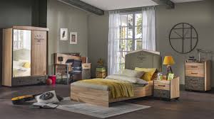 Ürün içeriğinde ise 3 kapılı gardırop, komodin, çalışma masası, şifonyer ve başlık bulunuyor. Army Genc Odasi Takimi Bellona Mobilya