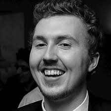 Scott Macvicar's Instagram, Twitter & Facebook