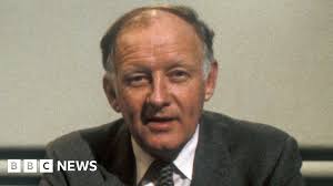 Frank Bough: Former Grandstand and Breakfast Time presenter dies aged 87