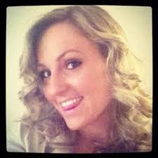 Alyssa Scully's Instagram, Twitter & Facebook