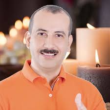 Los precandidatos que vuelven a prender la velita para que se les haga el  'milagrito'