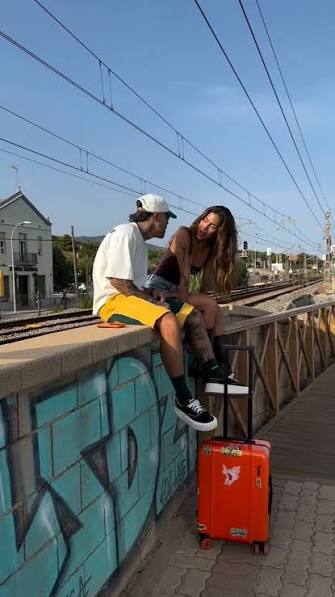 El corazón haciendo TUCUTU 💗💗💗 Mike Bahia | Greeicy | Facebook