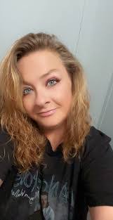 Jodi Romano's Instagram, Twitter & Facebook