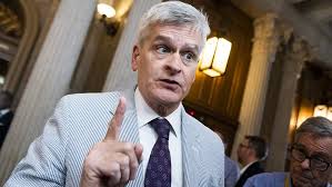 Сенатор США предложил тестировать возрастных политиков на старческий маразм  | Новости мира | Известия | 21.10.2021