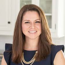 Kendra Schultz's Instagram, Twitter & Facebook