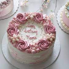 We offer a vast variety of these yummy delights in different flavors and designs for every special occasion like new year, christmas, valentine's day, birthdays, anniversaries, etc. Lulukaylacupcake åœ¨ Instagram å'å¸ƒ Cakes Cake Flowerlk Buttercreamcake Flowers Birthdaycake Buttercream Birthday Cake Simple Birthday Cake Cake Decorating