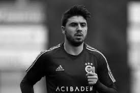 26 yaşındaki orta saha, zorunlu satın alma opsiyonu ile watford'a kiralandı. Ozan Tufan Kimdir Nereli Kac Yasinda Biyografisi Nereli Co