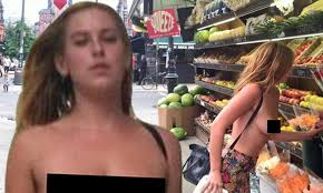 Scout Willis topless in NYC for protest against Instagram nudity policy |  Daily Mail Online