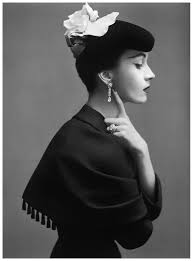 Nach zeitungsberichten eigentlich johannes neuenhofer) ist ein ehemaliger deutscher nachrichtensprecher. Dovima In Balenciaga 1950 C Pleasurephoto Room