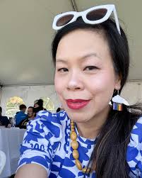 Game time. 😁 (Or, book time, rather!) 📚❤️❤️