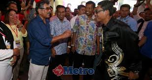 Kerajaan negeri perak umum 11 portfolio ahli mesyuarat kerajaan negeri 23 mei 2018. Serah Senarai 10 Exco Perak Hari Ini