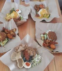 Penyusunan waktu solat fardhu telah diajarkan sendiri oleh malaikat jibrail kepada nabi muhammad s.a.w. Ayuh Travel On Twitter Warung Ambo Laman Glenmarie Glenmarie Shah Alam Ayuhtravel