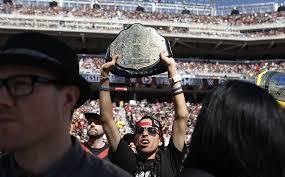 Lou Arellano's Instagram, Twitter & Facebook