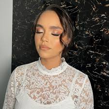 Novia 👰🏻‍♀️ elegante 😌 #maquillaje y #peinado Haz tu cita ya !!